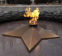 Звезда вечного огня листовая бронза чугун в Ржеве (518589)