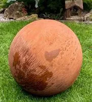 Металлический шар кортен (518920) ∅ 650 мм. Ржев