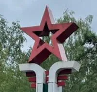 Красная звезда на стелу в Ржеве (518402)