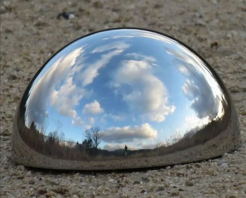 Стальные полусферы в Ржеве 